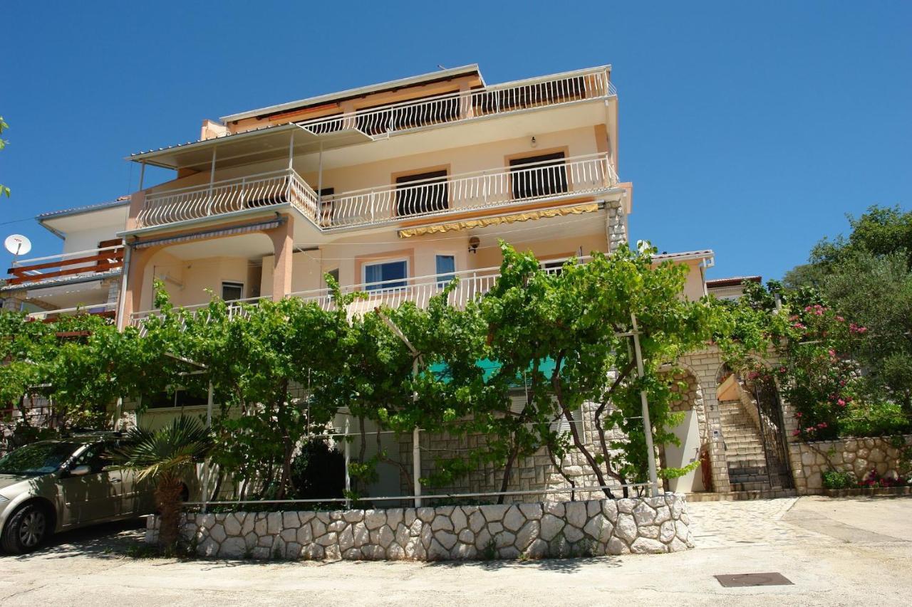 Apartments Matilda Dramalj Exterior photo
